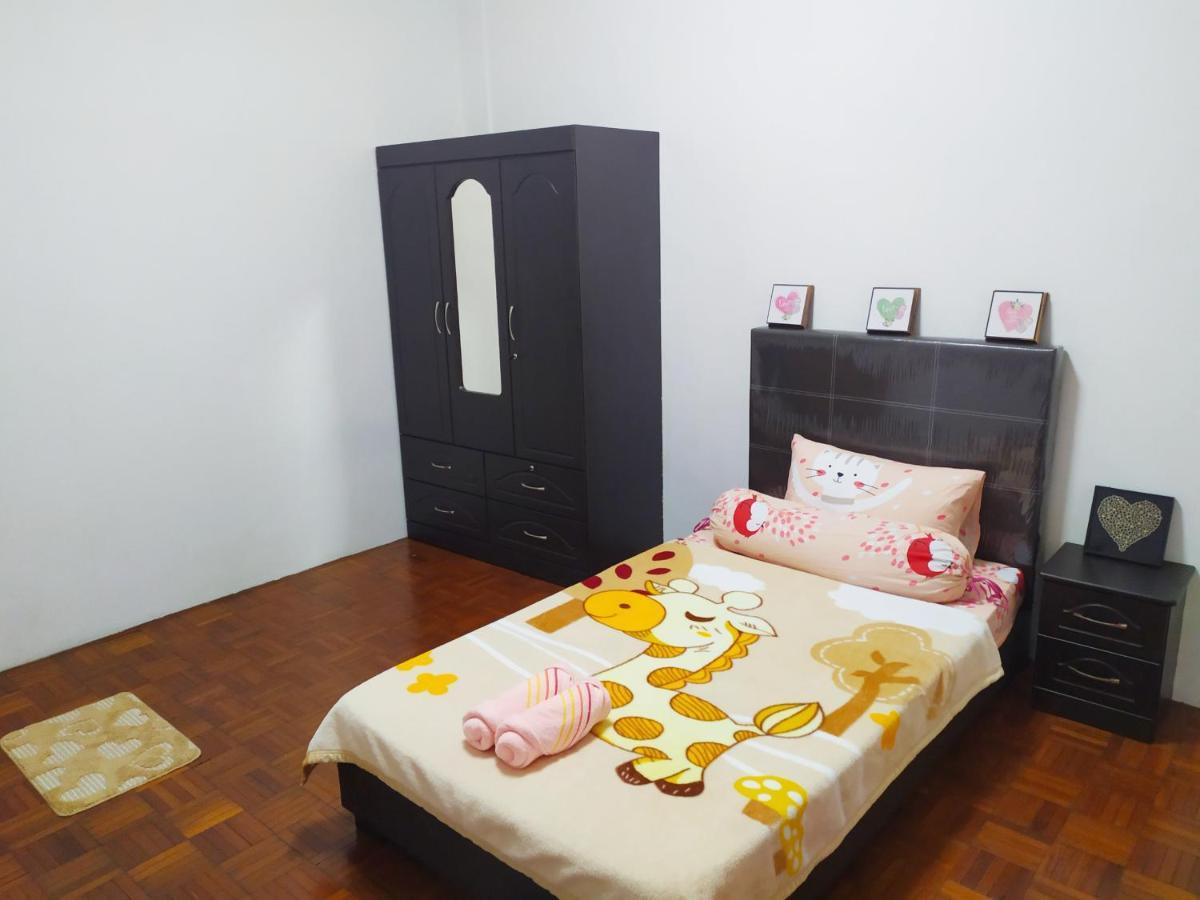 Victoria Homestay Sibu - Next To Shopping Complex & Large Car Park Area With Autogate Exterior foto
